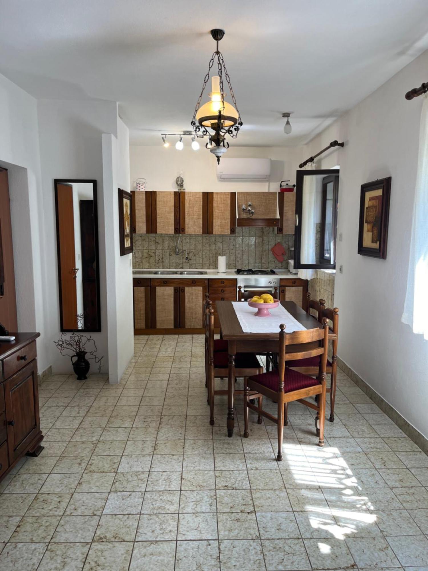 Apartman Mladenka Supetar Kültér fotó