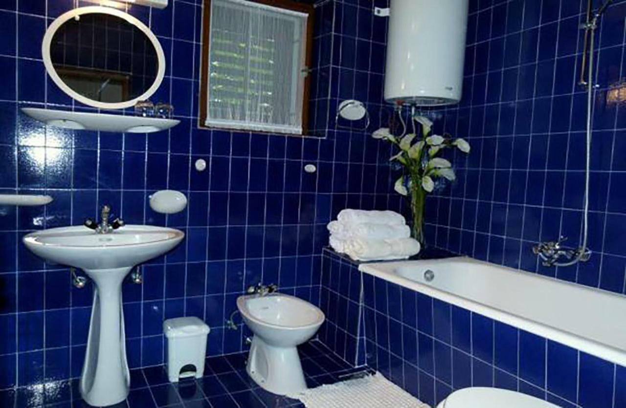 Apartman Mladenka Supetar Kültér fotó